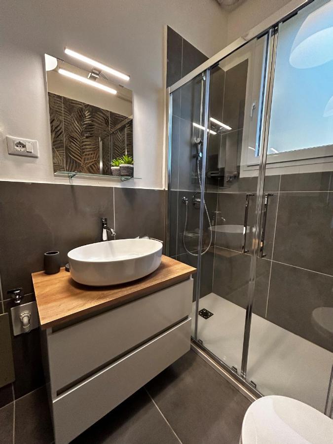 La Dotta Apartments - Via Guglielmo Marconi 24 โบโลญญา ภายนอก รูปภาพ